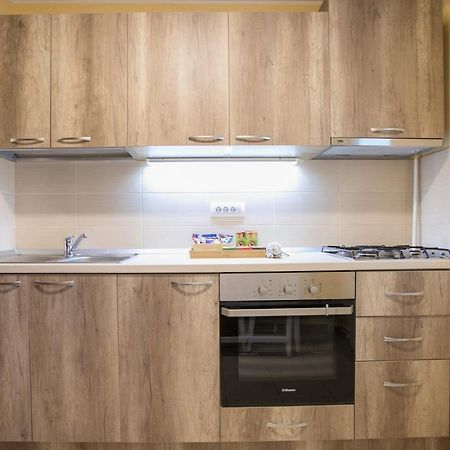 Golden Apartment Baneasa Букурещ Екстериор снимка