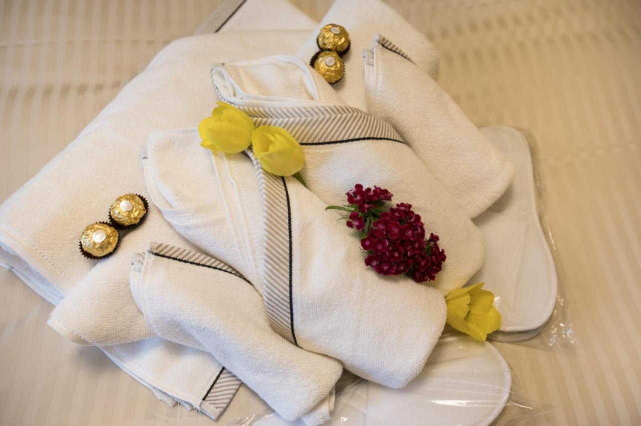 Golden Apartment Baneasa Букурещ Екстериор снимка
