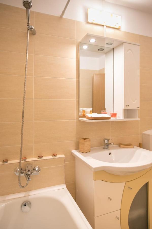 Golden Apartment Baneasa Букурещ Екстериор снимка