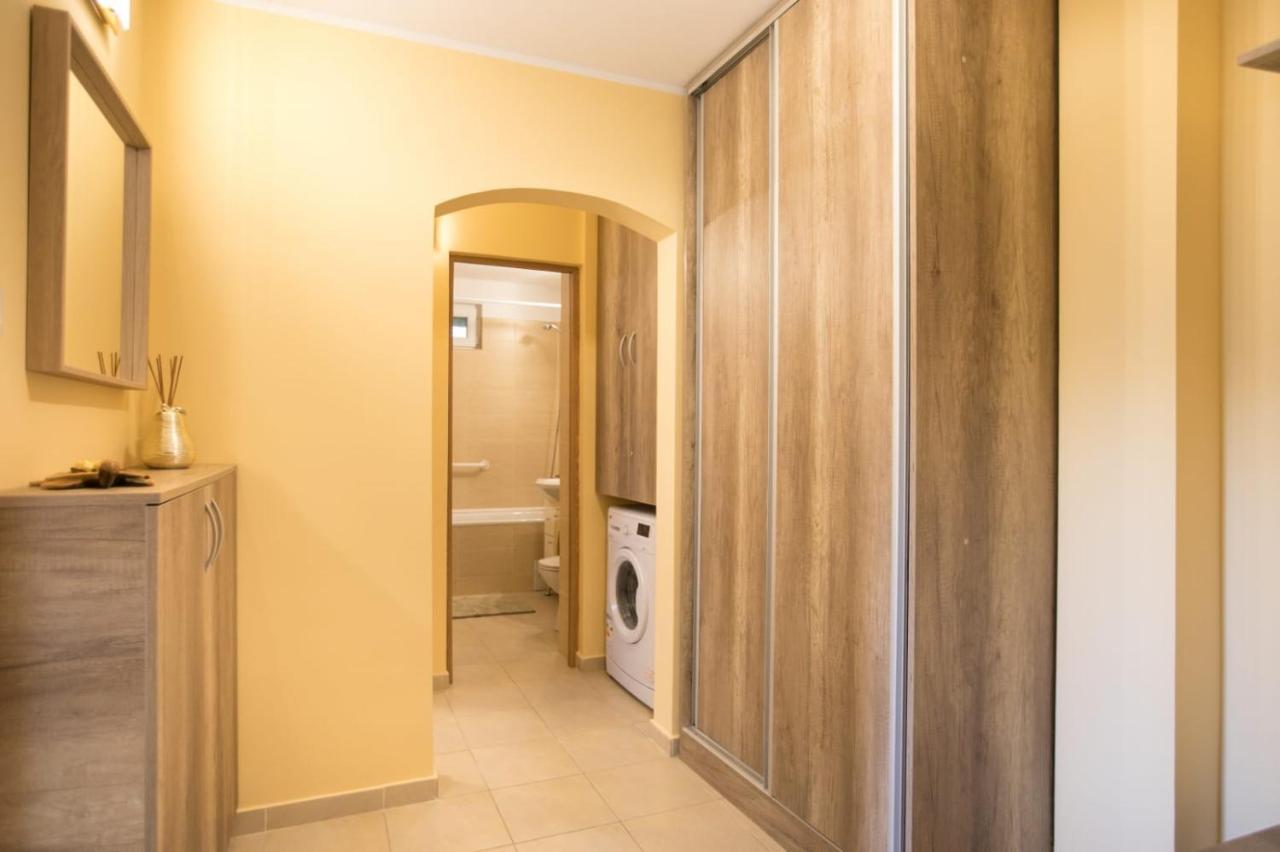 Golden Apartment Baneasa Букурещ Екстериор снимка
